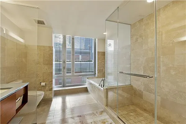 Sold by R New York | media 4