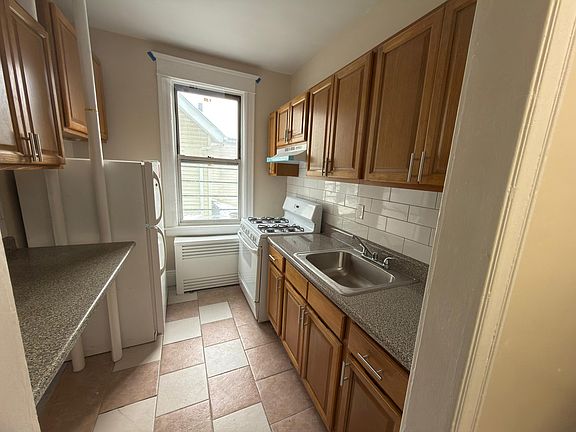 3rd image of 31 Purser Pl