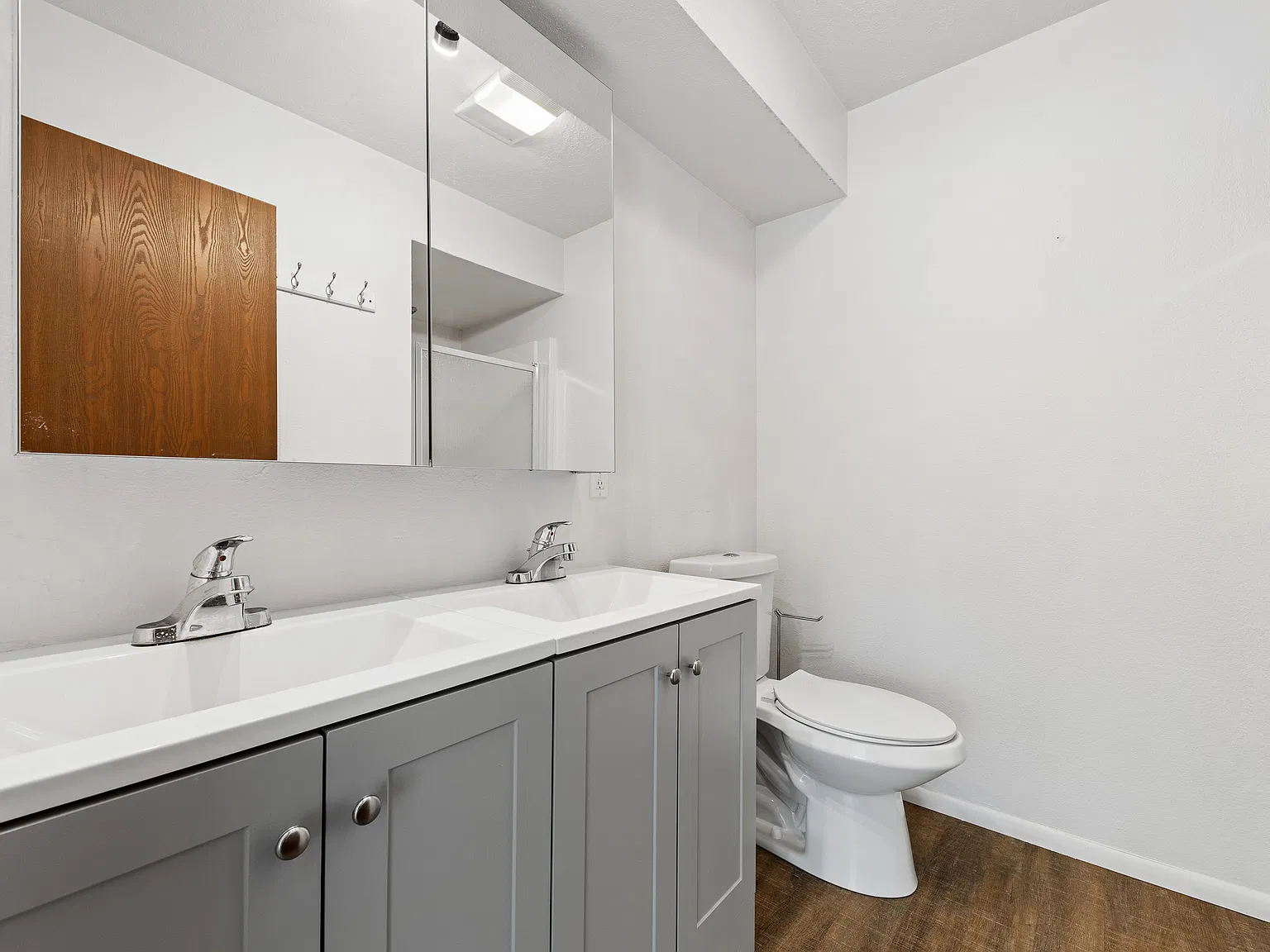231 Nottingham Rd — Photo 2
