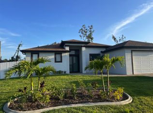 1732 SW 3rd Ter, Cape Coral, FL 33991