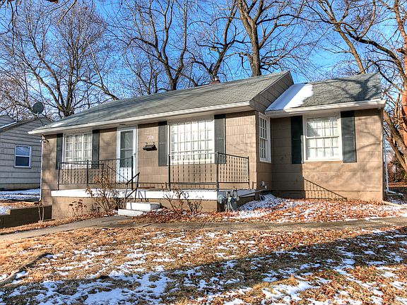 2nd image of 7228 Lydia Ave