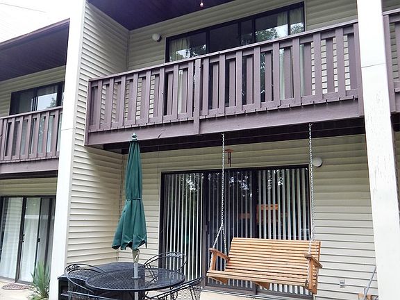2nd image of 54 Wilshire Heights Dr