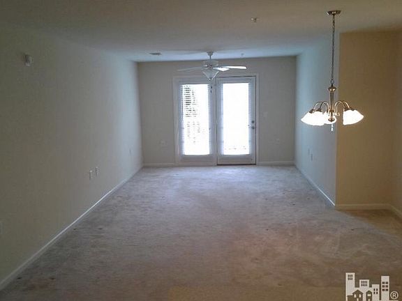 5th image of 632 Condo Club Dr Unit 104