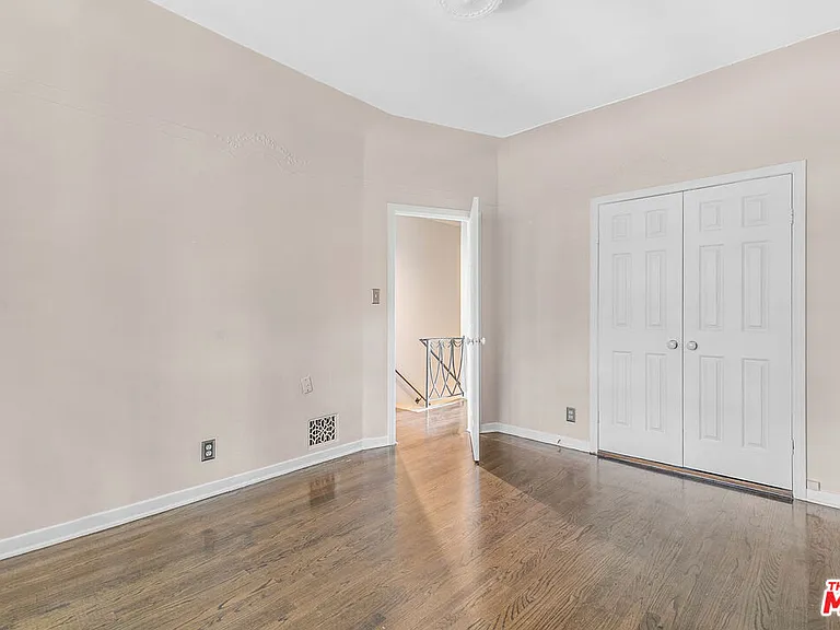 6053 Scenic Ave — Photo 31