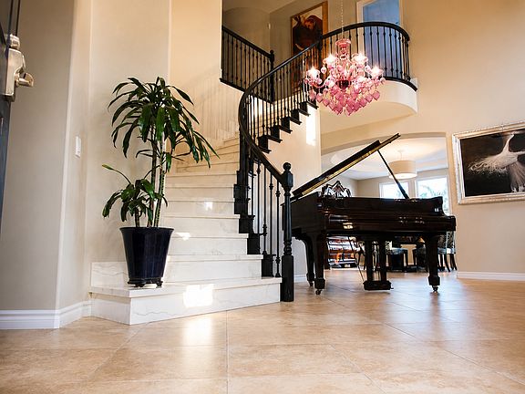 3rd image of 2852 Compass Cir