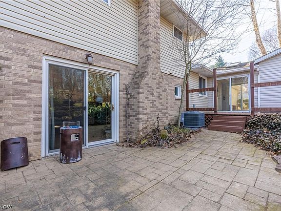 5th image of 7887 Portview Ave NW