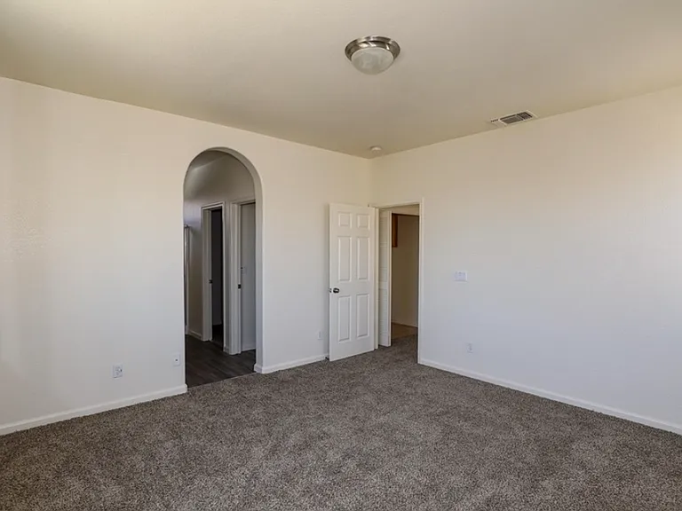 468 Beckman Way — Photo 14