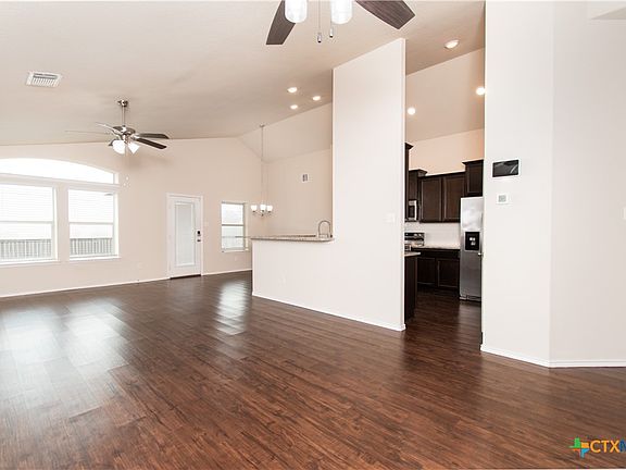 5th image of 1211 Lilac Ledge Dr