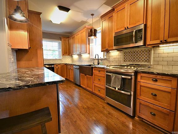 5th image of 4027 Baltimore Ave