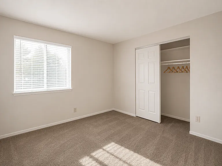 Waterstone Place Apartments — Photo 9