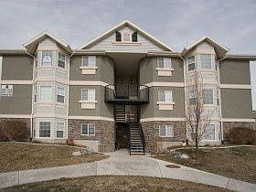 5th image of 2129 Morning Star Dr