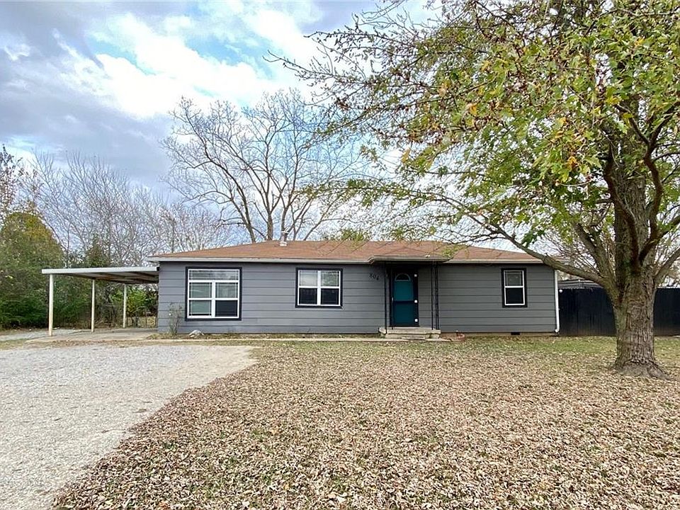 1st image of 804 N Hyden