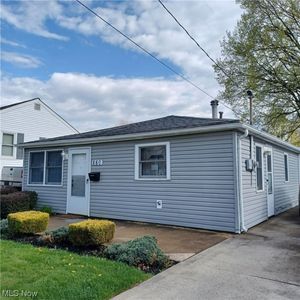 880 Georgia Ave, Akron, OH, 44306