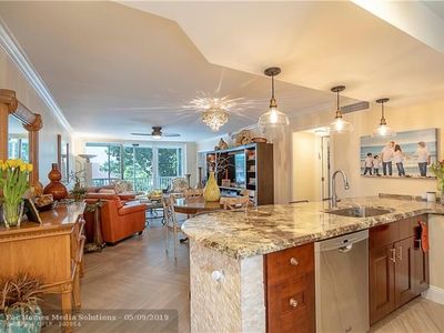 3000 NE 48th Ct APT 205, Lighthouse Pt, FL, 33064