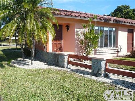2nd image of 4111 SE 18th Pl