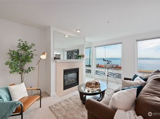 1402 Alki Ave SW APT 202, Seattle, WA 98116