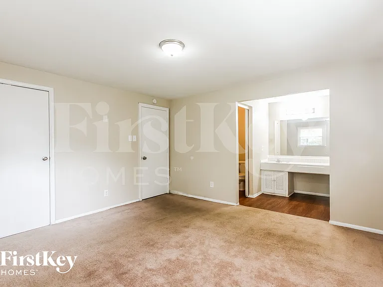 1733 Alimingo Dr — Photo 7