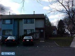 216 Canterbury Ct, East Windsor, NJ 08520