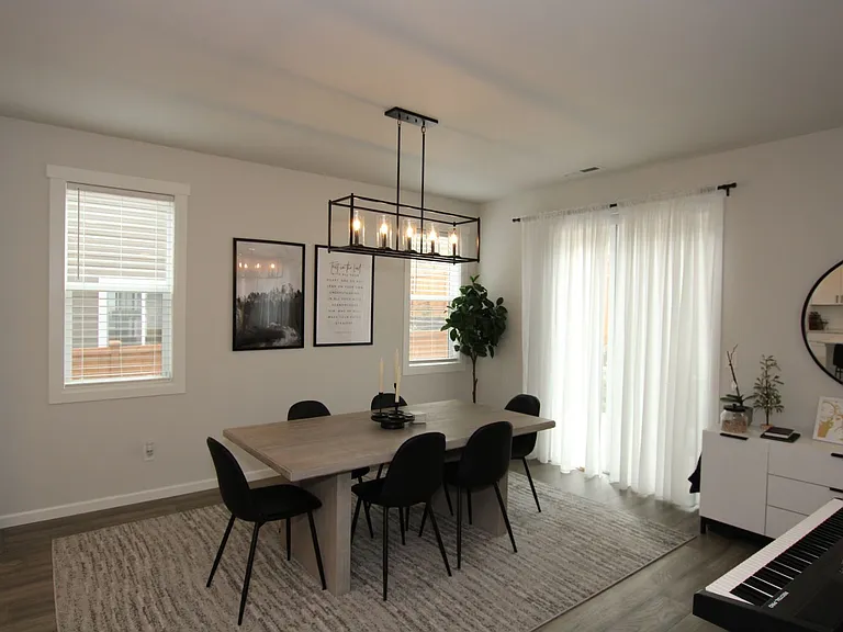9668 Prospect Pl — Photo 3