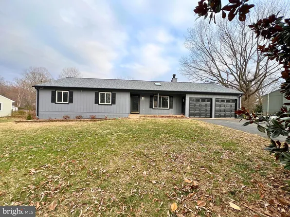 7195 Sunrise Ct, Warrenton, VA 20187
