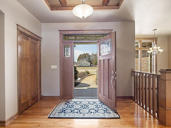 2nd image of 4306 Thorn Hill Trl