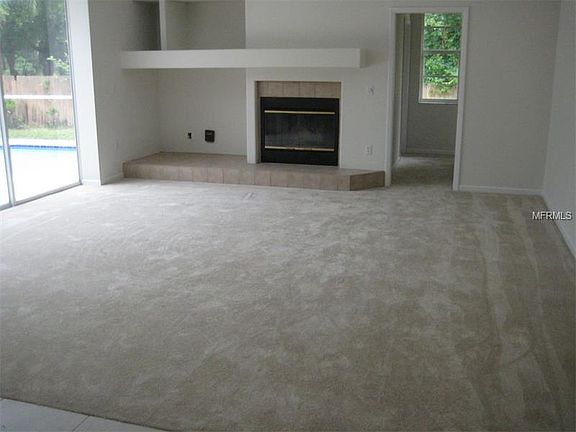 3rd image of 5825 Windermere Dr