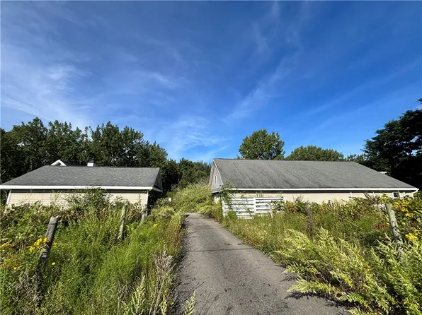 3079 Cambier Rd, Newark, NY 14513