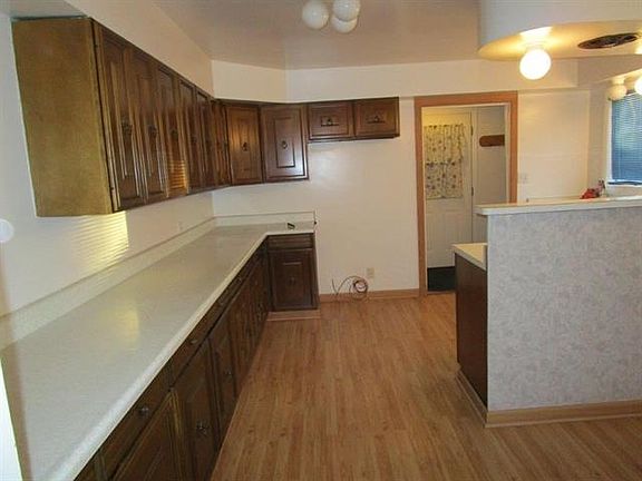 5th image of 1230 Lake Shore Dr