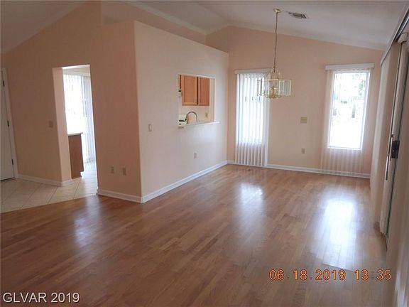 5th image of 8620 Willowrich Dr