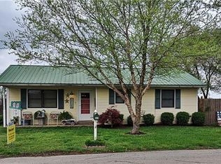 808 Summers Rd, Springdale, AR 72762