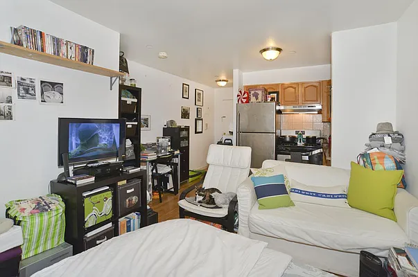 Rented by Prince Real Estate Associates LLC | media 21