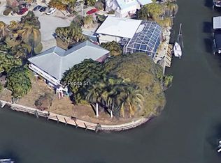 16 Pepita St, Fort Myers Beach, FL 33931