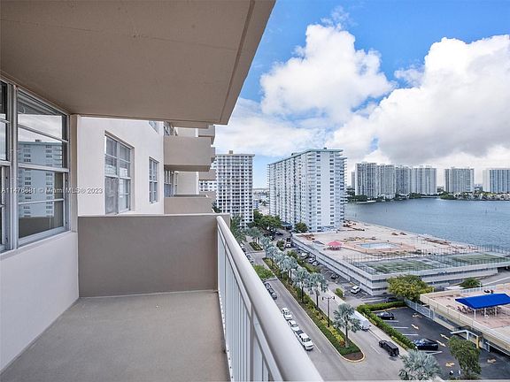 5th image of 250 174th St APT 1414