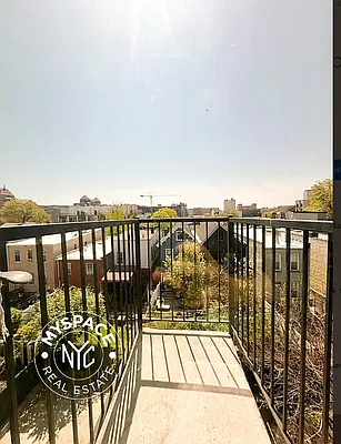 Rented by MySpaceNYC | media 5