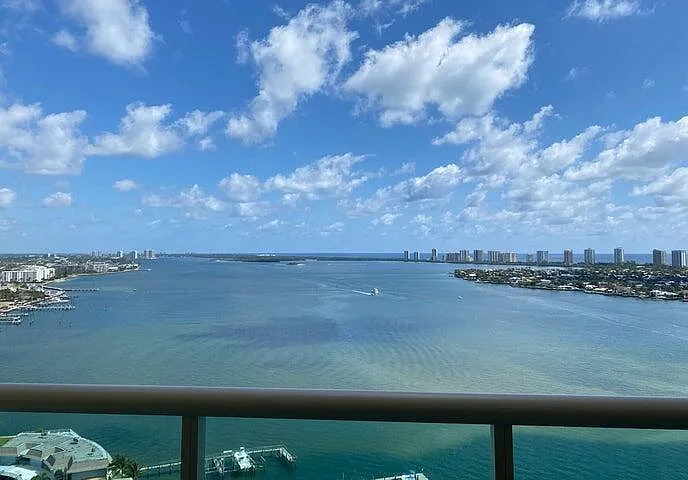 2650 Lake Shore Dr #2203 — Photo 26