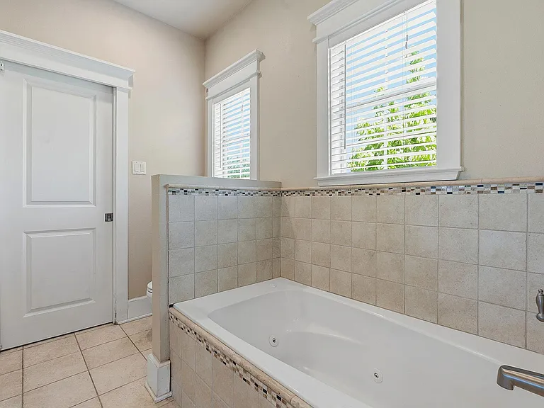 1305 Cometa St — Photo 14