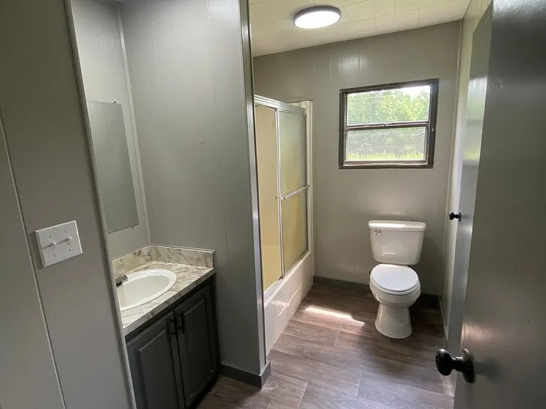 122 Private Road 178 — Photo 9