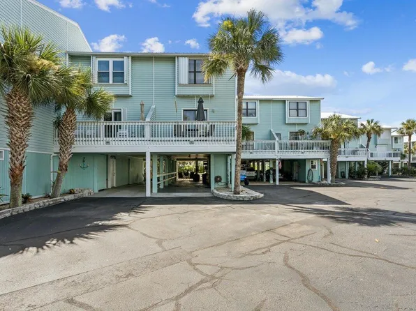 8522 Gulf Blvd APT 43, Navarre, FL 32566