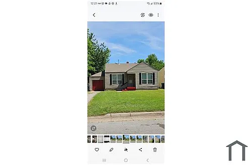 3923 NW 11th St Photo 1