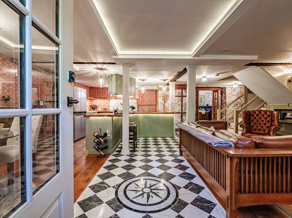 104 Stroudwater St #B