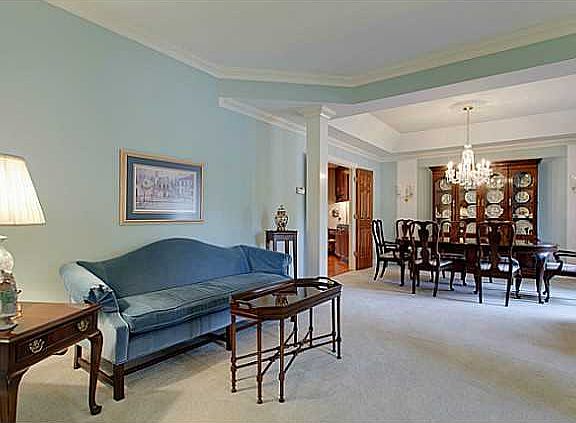 3rd image of 8015 Craginhall Ln