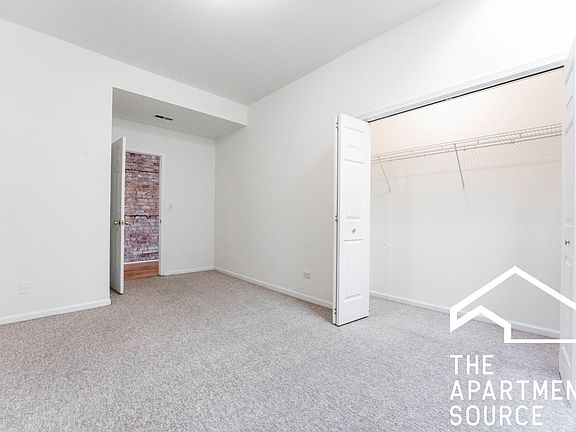 5th image of 2336 N Milwaukee Ave #2F
