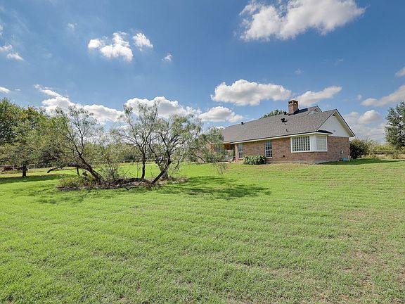 3rd image of 9901 Oak Grove Rd