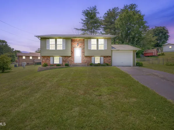 332 Magnolia Ct, Piney Flats, TN 37686