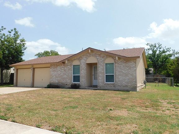 2nd image of 1902 Aberdeen Dr
