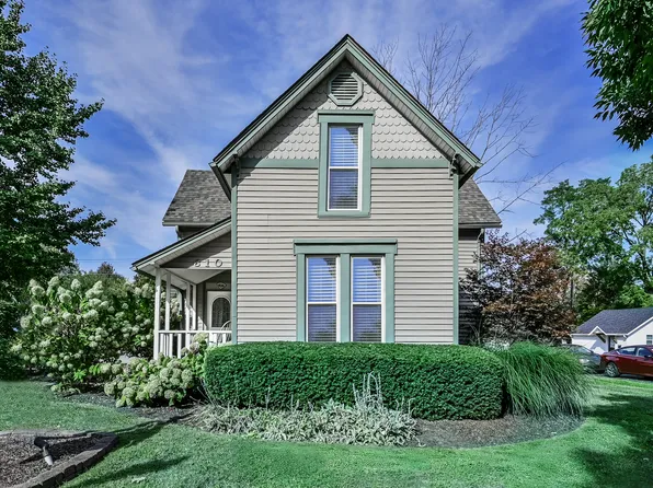 610 N Rangeline Rd, Carmel, IN 46032