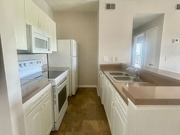 2nd image of 4115 Chatham Oak Ct APT 224
