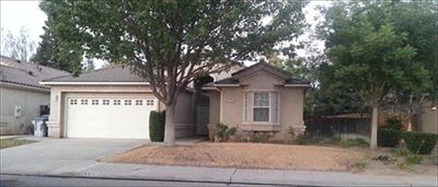 1st image of 7534 N McCaffrey Ave