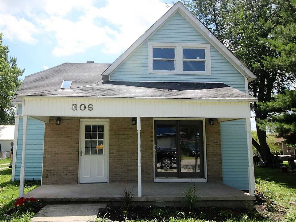 1st image of 306 W McConnell St