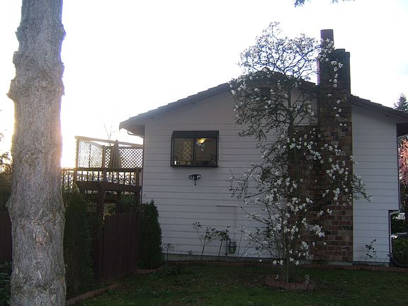 3rd image of 15705 NE 110th St